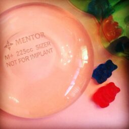 Prótese de Silicone Mentor e Vitalícia